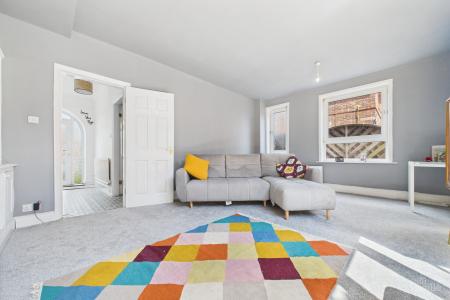 4 bedroom Detached house for sale in Westfield Road, Barton-upon-Humber, North Lincolnshire, DN18