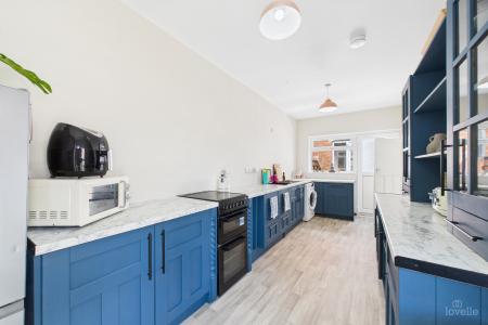 4 bedroom Detached house for sale in Westfield Road, Barton-upon-Humber, North Lincolnshire, DN18