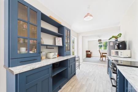 4 bedroom Detached house for sale in Westfield Road, Barton-upon-Humber, North Lincolnshire, DN18