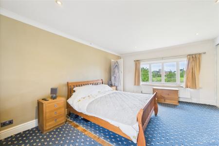 3 bedroom Detached house for sale in Greengate Lane, Goxhill, North Lincolnshire, DN19