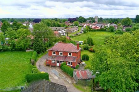 3 bedroom Detached house for sale in Greengate Lane, Goxhill, North Lincolnshire, DN19