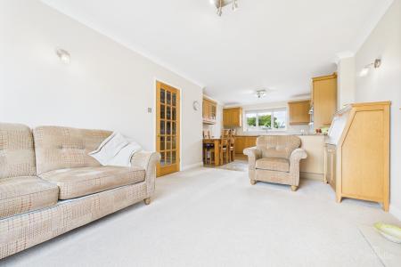 4 bedroom Detached house for sale in Horkstow Road, Barton-upon-Humber, North Lincolnshire, DN18