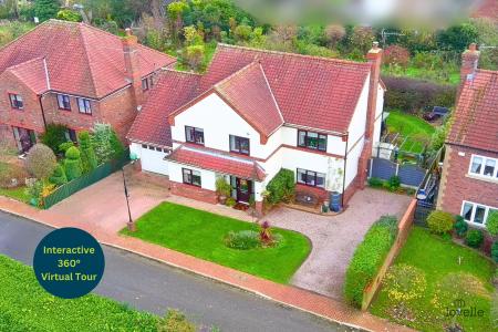 5 bedroom Detached house for sale in Willow Gardens, Barrow-upon-Humber, North Lincolnshire, DN19
