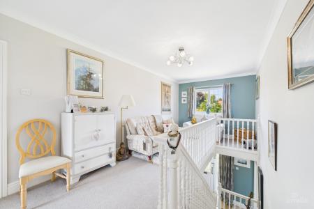 5 bedroom Detached house for sale in Willow Gardens, Barrow-upon-Humber, North Lincolnshire, DN19