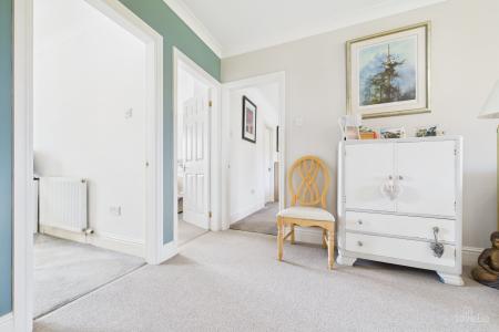 5 bedroom Detached house for sale in Willow Gardens, Barrow-upon-Humber, North Lincolnshire, DN19