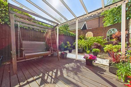 3 bedroom End of terrace house for sale in Clipson Crest, Barton-upon-Humber, North Lincolnshire, DN18