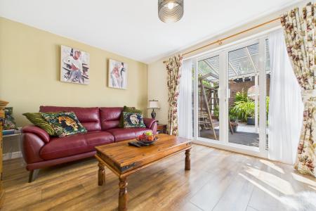 3 bedroom End of terrace house for sale in Clipson Crest, Barton-upon-Humber, North Lincolnshire, DN18