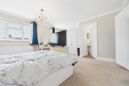 3 bedroom Link detached house for sale in Townside, East Halton, North Lincolnshire, DN40