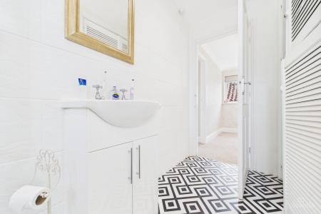 3 bedroom Link detached house for sale in Townside, East Halton, North Lincolnshire, DN40