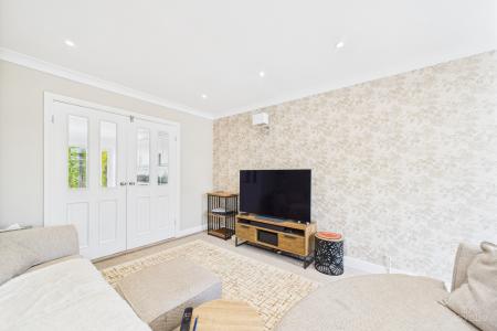 3 bedroom Link detached house for sale in Townside, East Halton, North Lincolnshire, DN40