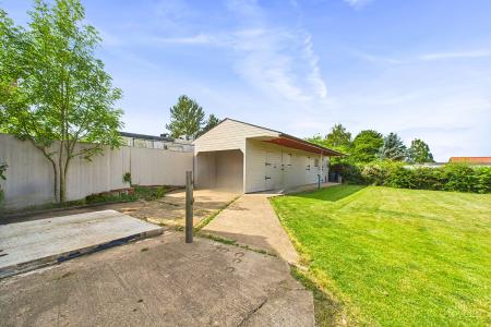 3 bedroom Link detached house for sale in Townside, East Halton, North Lincolnshire, DN40