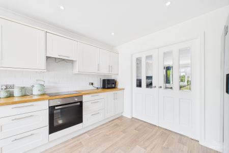 3 bedroom Link detached house for sale in Townside, East Halton, North Lincolnshire, DN40