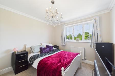 3 bedroom Link detached house for sale in Townside, East Halton, North Lincolnshire, DN40