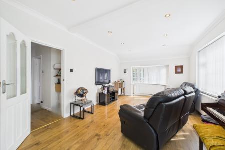 3 bedroom Detached bungalow for sale in Main Street, Bonby, North Lincolnshire, DN20