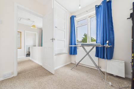 3 bedroom Semi-detached house for sale in Grange Avenue, Barton-upon-Humber, North Lincolnshire, DN18