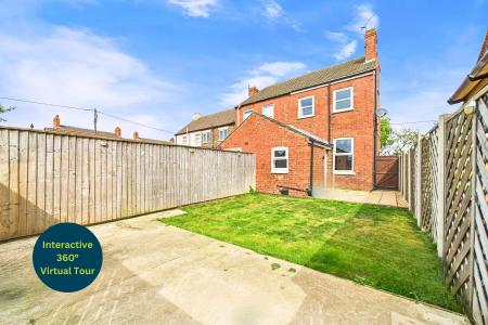 3 bedroom Semi-detached house for sale in West Street, Winterton, North Lincolnshire, DN15