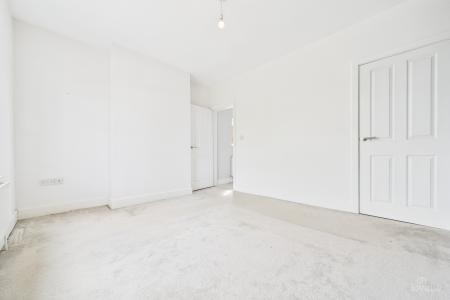 3 bedroom Semi-detached house for sale in West Street, Winterton, North Lincolnshire, DN15