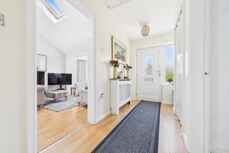 2 bedroom Detached bungalow for sale in High Street, Wootton, North Lincolnshire, DN39