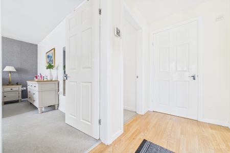 2 bedroom Detached bungalow for sale in High Street, Wootton, North Lincolnshire, DN39