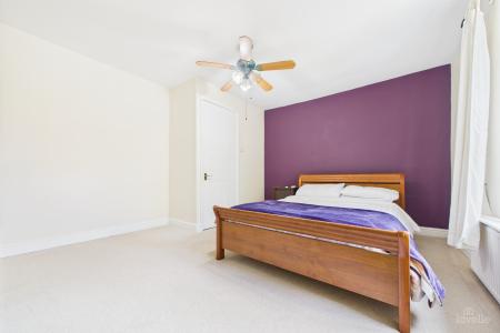 2 bedroom Terraced House for sale in Lords Lane, Barrow-upon-Humber, North Lincolnshire, DN19