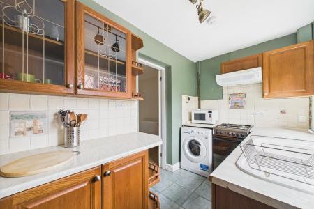 2 bedroom Terraced House for sale in Lords Lane, Barrow-upon-Humber, North Lincolnshire, DN19