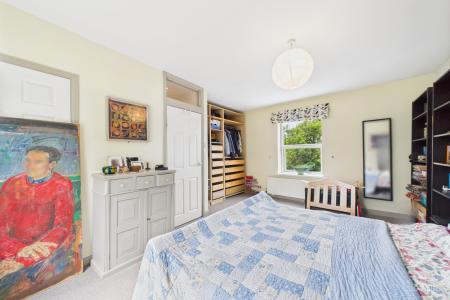 4 bedroom Semi-detached house for sale in Palmer Lane, Barrow-upon-Humber, North Lincolnshire, DN19