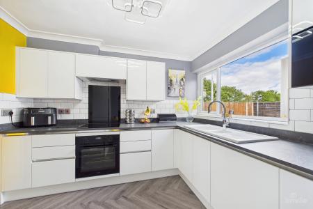 3 bedroom Semi-detached house for sale in Wesley Close, Winterton, North Lincolnshire, DN15