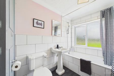 3 bedroom Semi-detached house for sale in Wesley Close, Winterton, North Lincolnshire, DN15