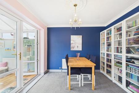 3 bedroom Semi-detached house for sale in Wesley Close, Winterton, North Lincolnshire, DN15