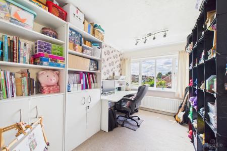 3 bedroom Semi-detached house for sale in Wesley Close, Winterton, North Lincolnshire, DN15