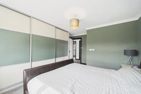 4 bedroom Detached house for sale in Ferry Road, Barrow-upon-Humber, North Lincolnshire, DN19