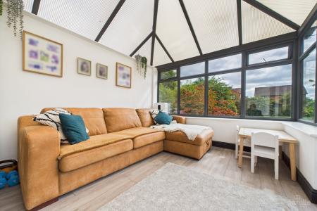 4 bedroom Detached house for sale in Ferry Road, Barrow-upon-Humber, North Lincolnshire, DN19