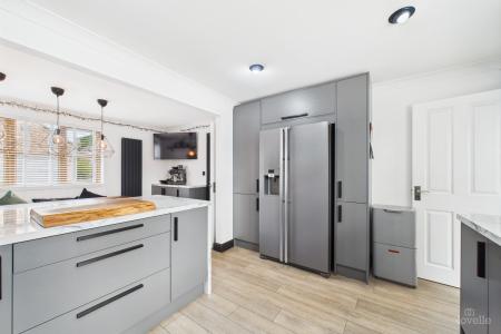 4 bedroom Detached house for sale in Ferry Road, Barrow-upon-Humber, North Lincolnshire, DN19