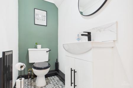 2 bedroom Semi-detached house for sale in Saddle Close, Goxhill, North Lincolnshire, DN19