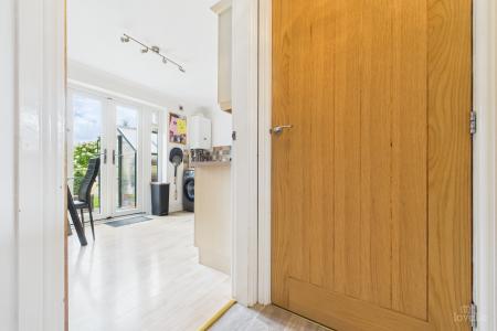 2 bedroom Semi-detached house for sale in Saddle Close, Goxhill, North Lincolnshire, DN19