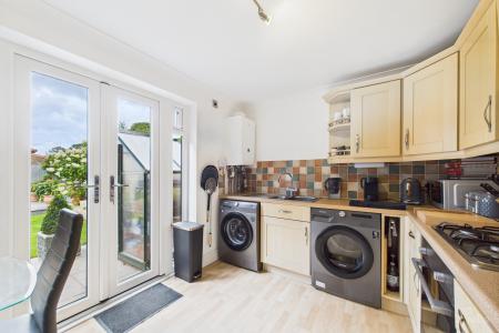 2 bedroom Semi-detached house for sale in Saddle Close, Goxhill, North Lincolnshire, DN19