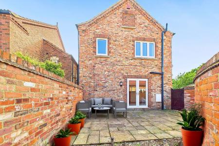 Ferry Lane, Winteringham, North Lincolnshire, DN15