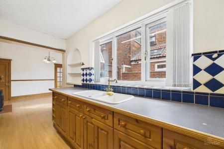 3 bedroom Semi-detached house for sale in Westfield Road, Barton-upon-Humber, North Lincolnshire, DN18