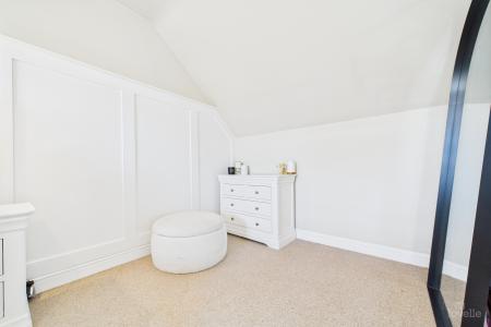 3 bedroom Semi-detached house for sale in Canberra View, Barton-upon-Humber, North Lincolnshire, DN18