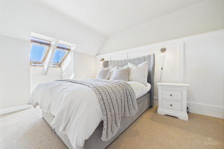 3 bedroom Semi-detached house for sale in Canberra View, Barton-upon-Humber, North Lincolnshire, DN18