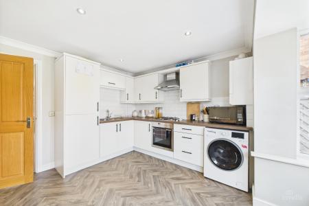 3 bedroom Semi-detached house for sale in Canberra View, Barton-upon-Humber, North Lincolnshire, DN18