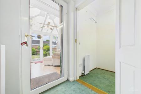 3 bedroom Detached bungalow for sale in Cornhill Drive, Barton-upon-Humber, North Lincolnshire, DN18