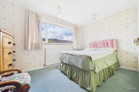 3 bedroom Detached bungalow for sale in Cornhill Drive, Barton-upon-Humber, North Lincolnshire, DN18