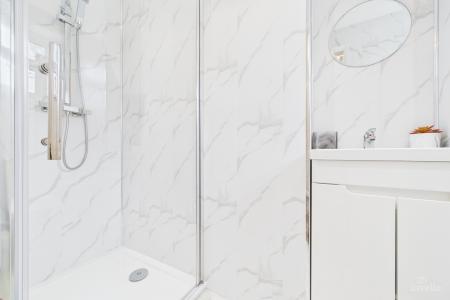 2 bedroom Semi-detached bungalow for sale in Pasture Road, Barton-upon-Humber, North Lincolnshire, DN18