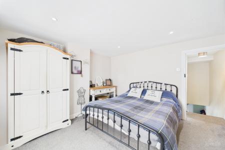 3 bedroom Semi-detached house for sale in High Street, Ulceby, North Lincolnshire, DN39