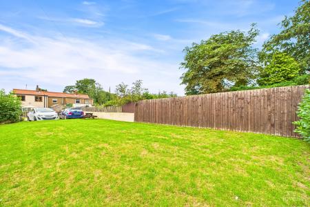 3 bedroom Semi-detached house for sale in High Street, Ulceby, North Lincolnshire, DN39