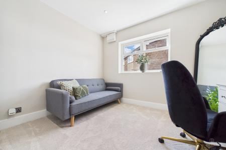 3 bedroom Detached bungalow for sale in Bradwell Close, Barton-upon-Humber, North Lincolnshire, DN18