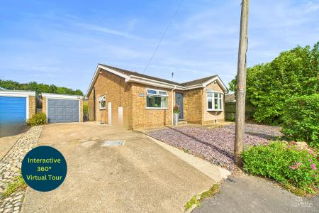 3 bedroom Detached bungalow for sale in Bradwell Close, Barton-upon-Humber, North Lincolnshire, DN18