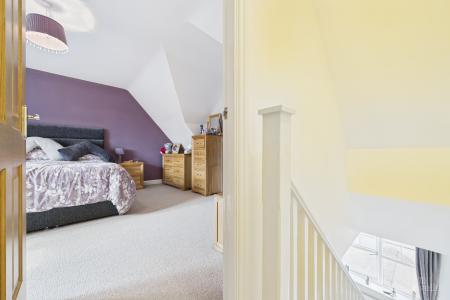 4 bedroom Semi-detached house for sale in Canberra View, Barton-upon-Humber, North Lincolnshire, DN18