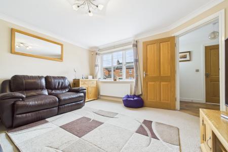 4 bedroom Semi-detached house for sale in Canberra View, Barton-upon-Humber, North Lincolnshire, DN18